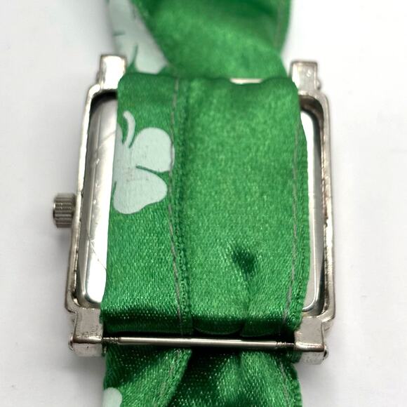 Green Clover Terner Watch - Picture 4 of 4